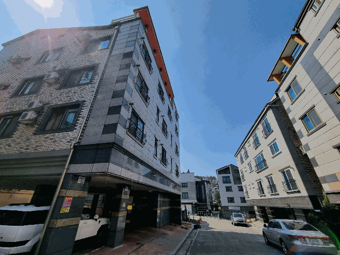 [대상부동산과 인근 전경]