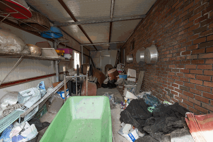 제시외 건물 ㄱ) 내부