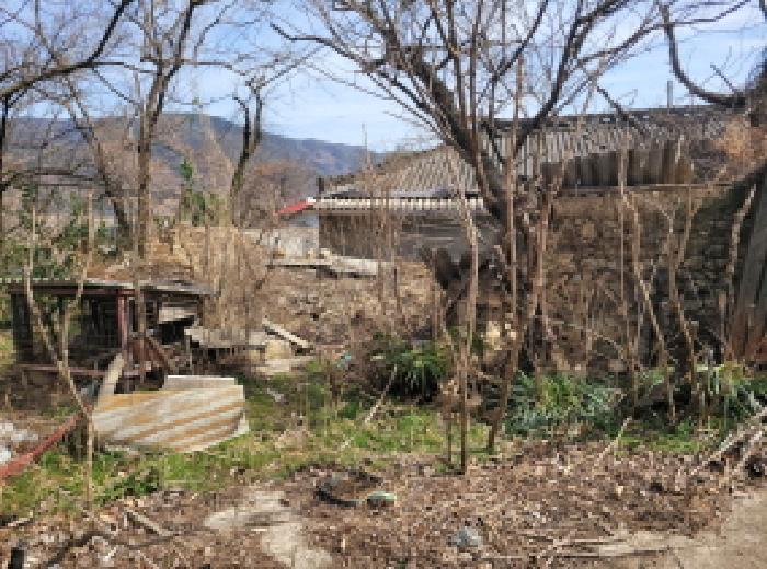 물건2, 마당 일부 전경