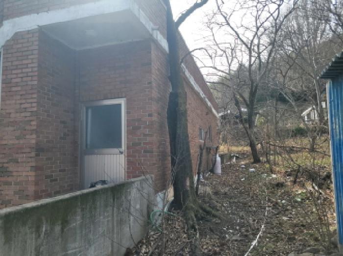 물건2, 주택 후면부 전경