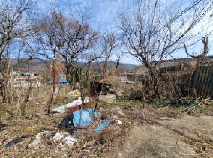 물건2, 마당 일부 전경