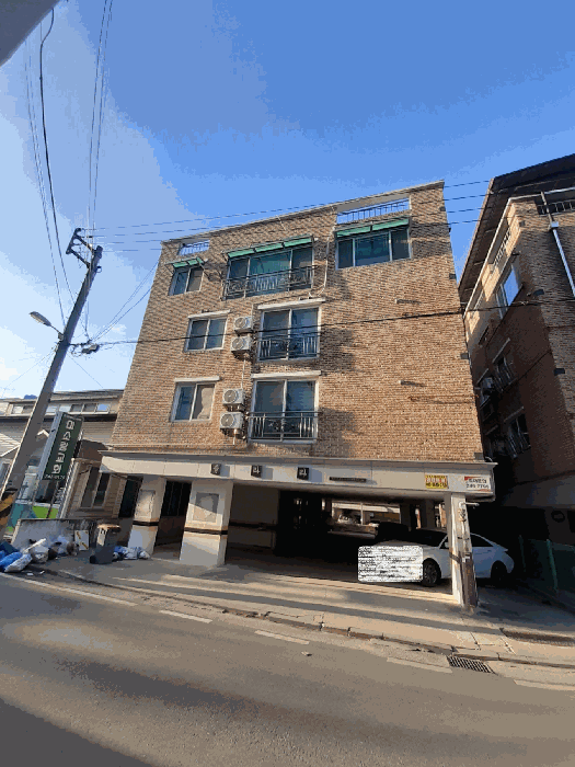 본건 건물(정면)