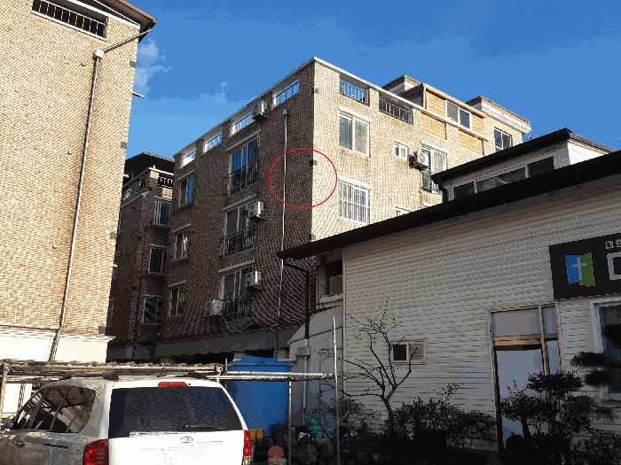 본건 건물(측,후면)