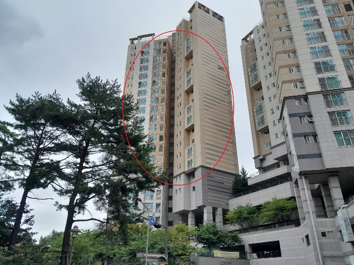 본건이 속한 건물전체전경