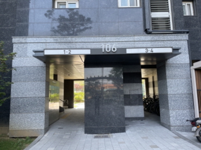 공동현관출입구