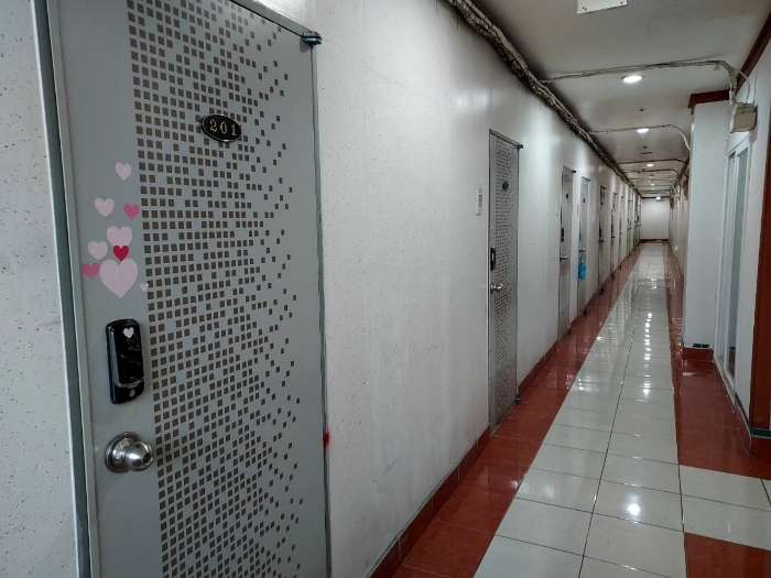 2층 201호(2층전체)복도<원룸형 구분건물(오피스텔유사) 29개호>‘><br /><img src=