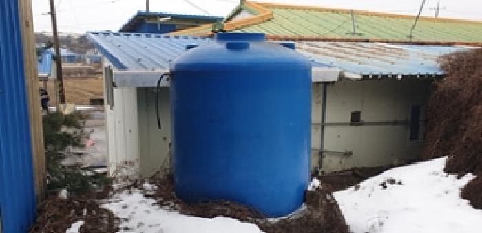 본 부동산 동측 지상 물탱크 모습