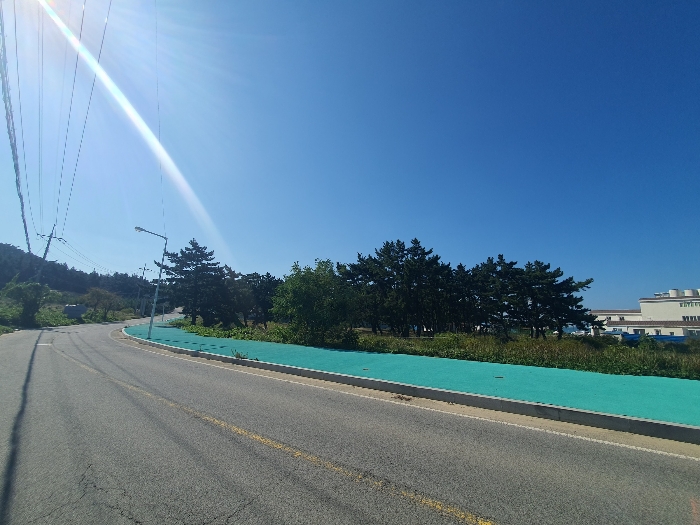 본건 북동측에서 초라영한 주변 전경