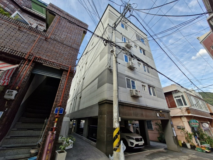 본건 기호(1) 내지 (4) 전경