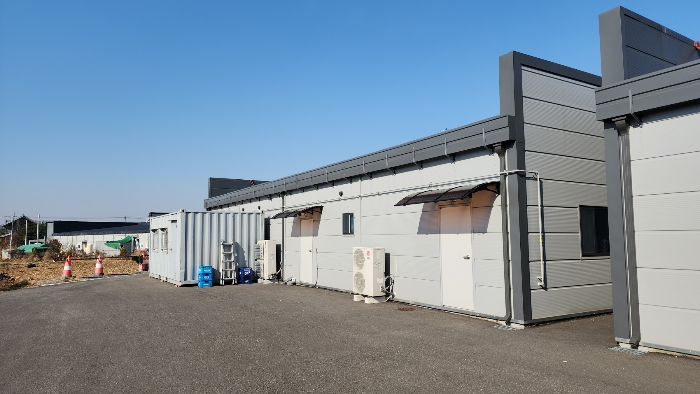 기호2 건물 남동측 전경 -- 오른쪽 사진 짤린 건물이 기호4 건물