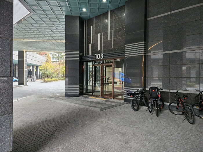 대상물건 건물 1층 출입구