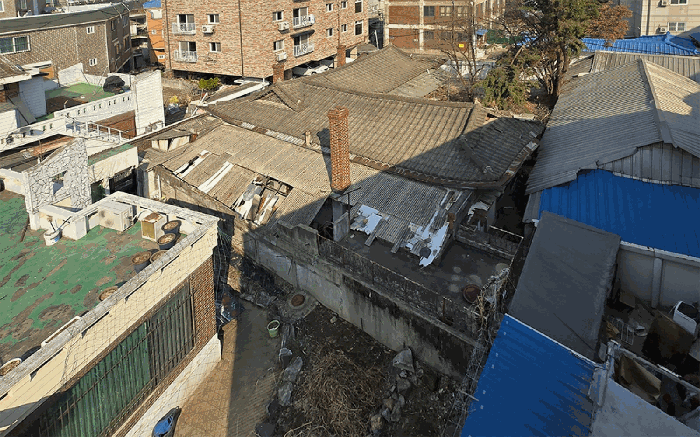 4. 본건 전경(남서측에서 촬영)