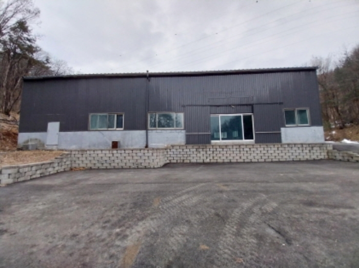 대지 및 건물 정면 전경