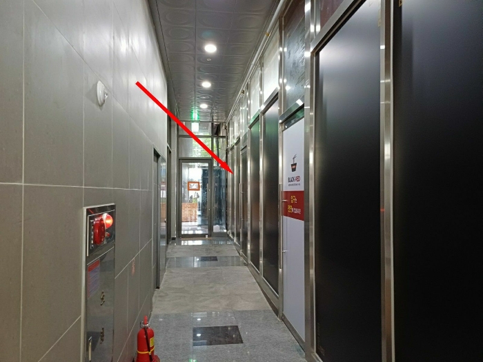 본건 건물 내부 복도