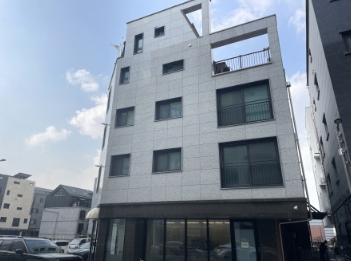 감일로 102번길 26 건물전경