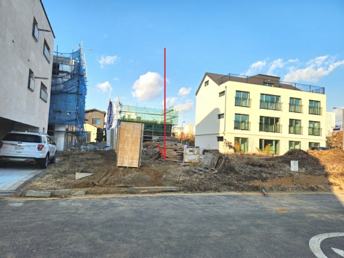 남서측에서 촬영