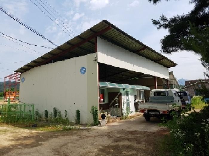 제시부동산 목록3번
부속건물 단층창고및사무실 