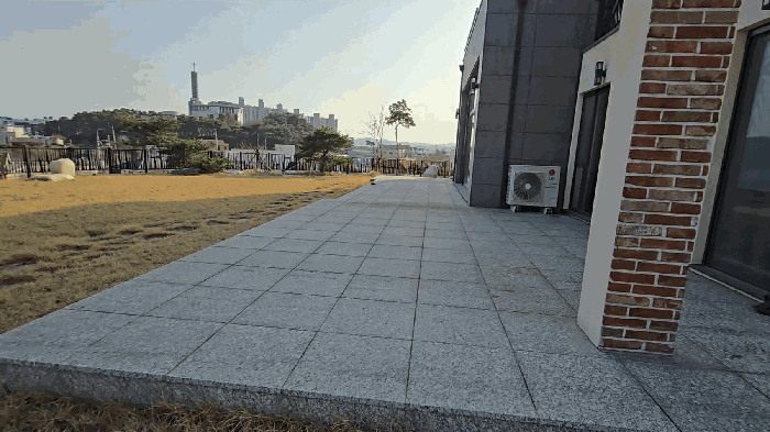 본건 건물의 측면