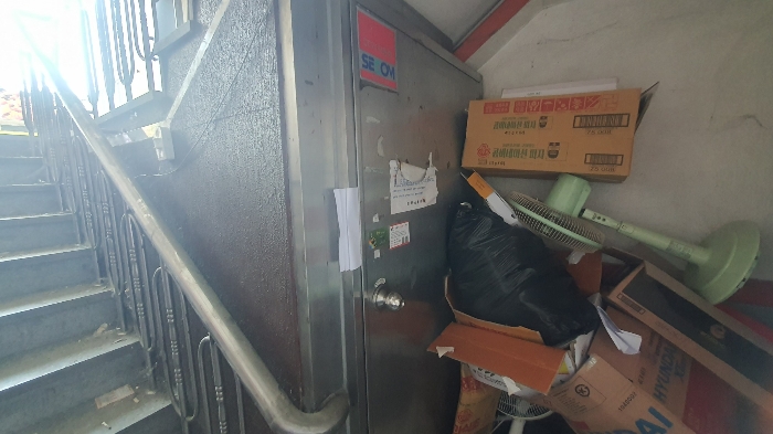 본건 기호(2) 건물 지하 내부