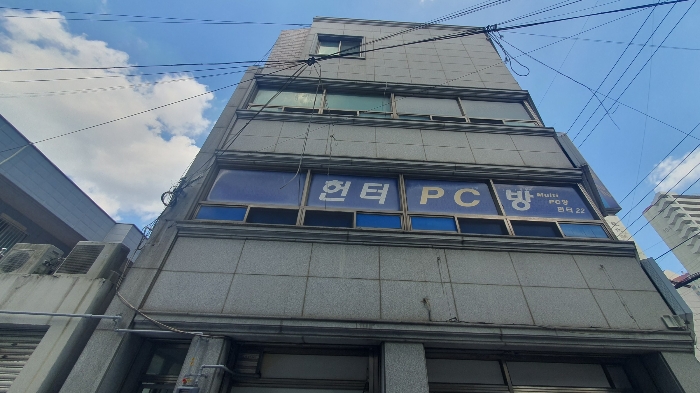 본건 기호(2) 건물 측면
