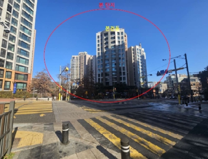 남서측에서 촬영