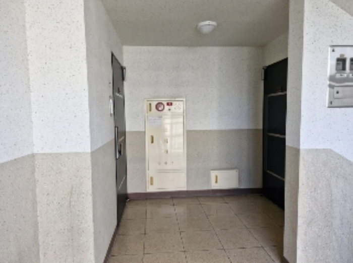 10층 전경 (엘리베이터 앞)