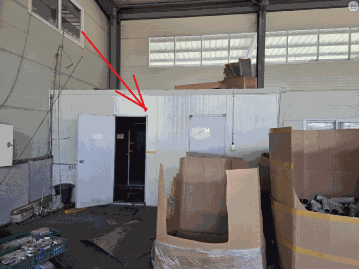 기호(3-나)건물내 화장실전경(본 건물에 감안평가)