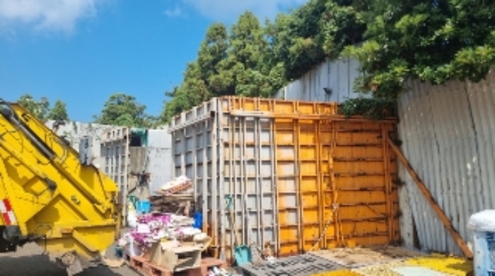 소재지1(화북이동 2711-1) 지상에 소재한 철구조물