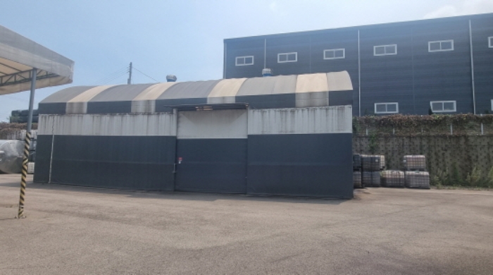 제시외 천막 전경