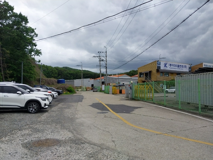 남동측에서 본 공장 전경