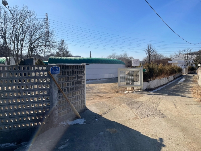 본건 전경 (입구)