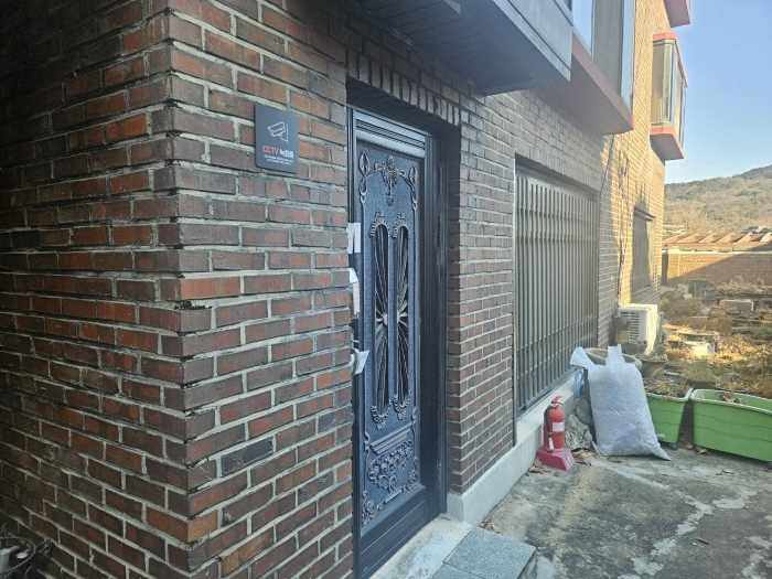 본건 건물 지층