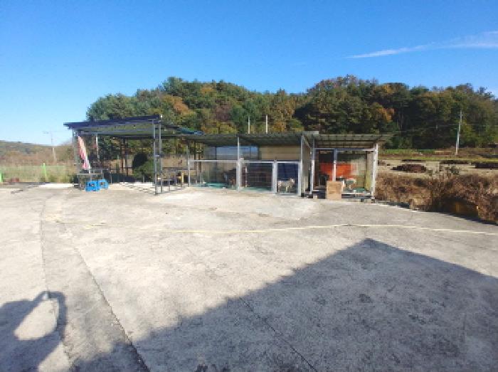 견사 및 단층 휴게실 모습