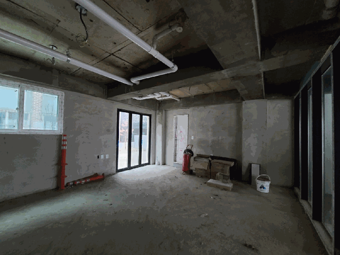 본건 건물 제1층 근린생활시설 부분 전경 2