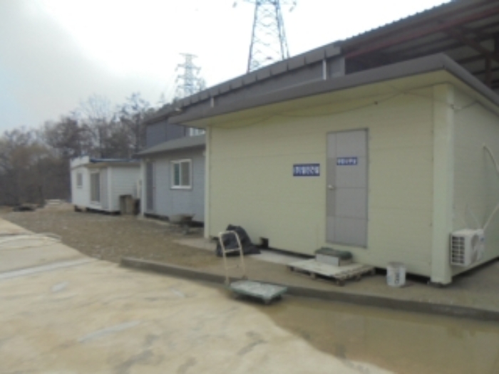 목적물 2번에 이동식 농막 3동