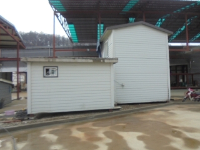 목적물 2번에 이동식 농막 2동