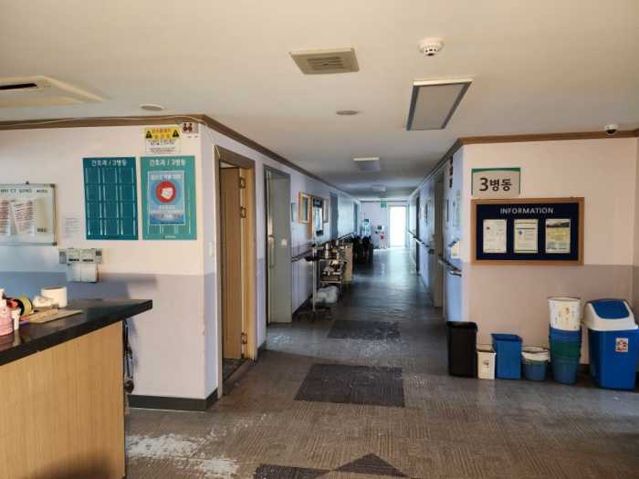 본 건물 내부 (병실)