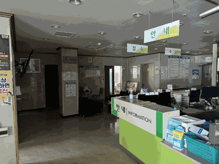 기호 4) 1층 내부