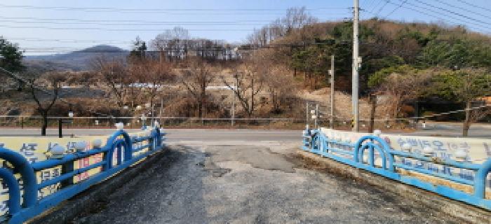 목록 부동산 진입로 전경