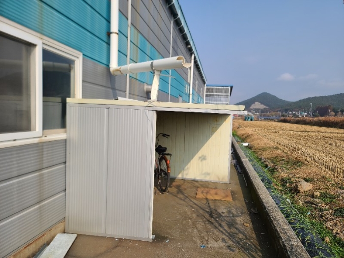 제시외 비가림시설(㉤)(평가 대상 제외)