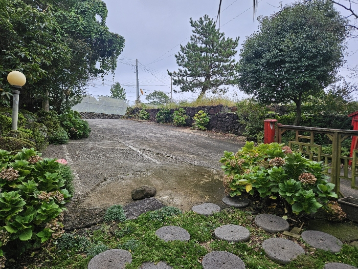 일련번호(4) 주위 전경