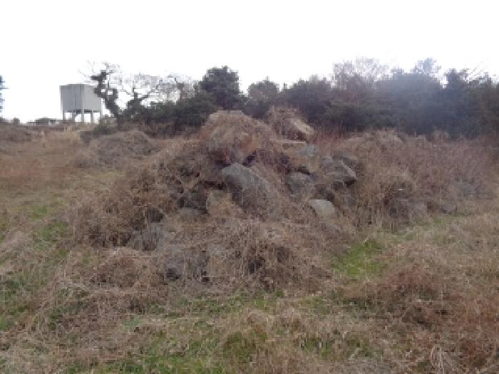 소재지 1. (상명리 1543) 일부 지상 석재사진