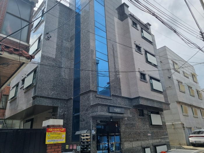 [본건 외부전경]