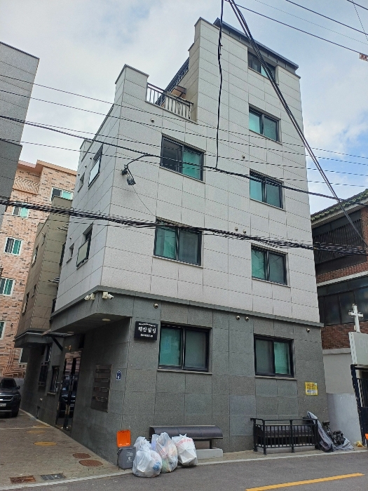 본건 서측 전경