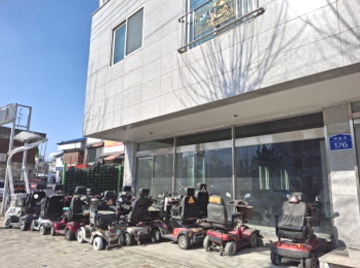 건물 1층 점포 모습