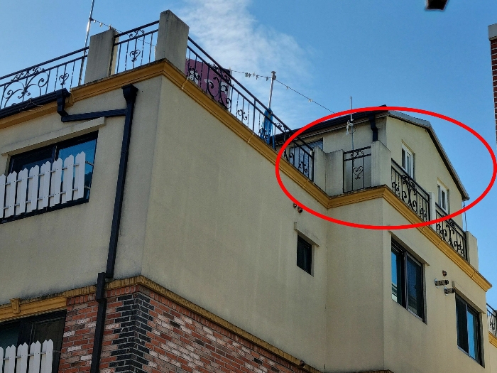 제시시외건물 ㉠