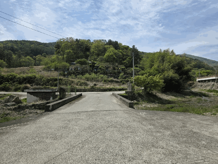 주위(북동측에서 남서측 방향)