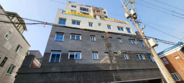 목록부동산 상단부 전경2