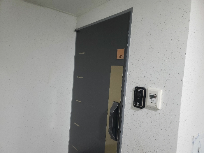 1001호(기호4) 현관