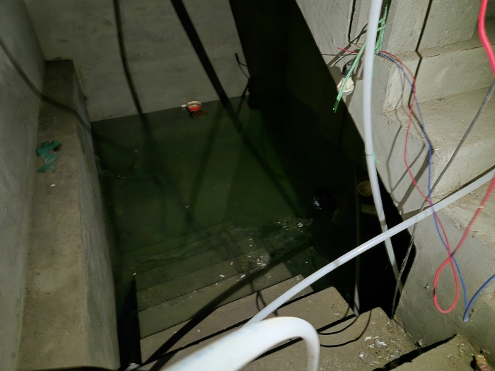 [ 지하4층 진입계단 ]